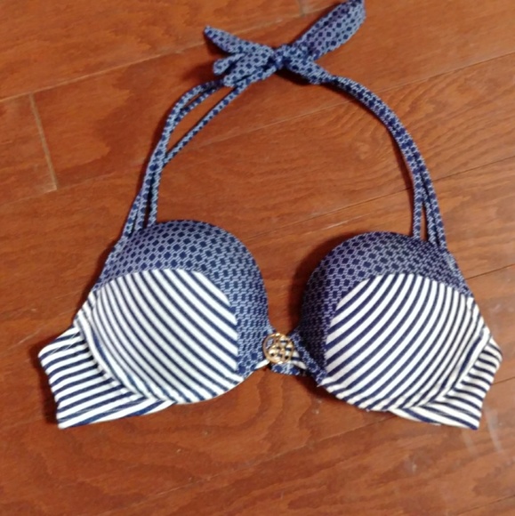 Victoria's Secret 32A Bombshell Bikini Top - Picture 2 of 3